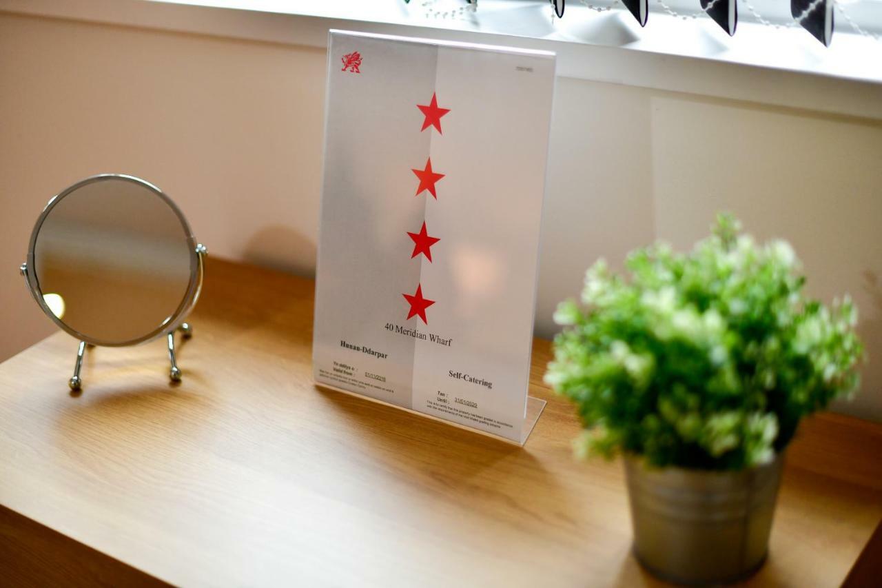 Meridian Quay Apartments, By Jsw Short Stay Swansea Extérieur photo